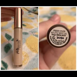 Pretty Vulgar Under Cover in Little White Lies